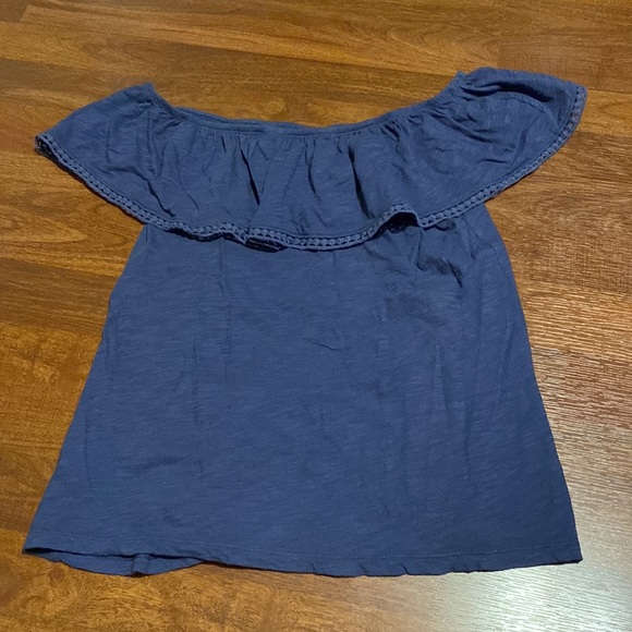 Off the Shoulder Top - Picture 2 of 3